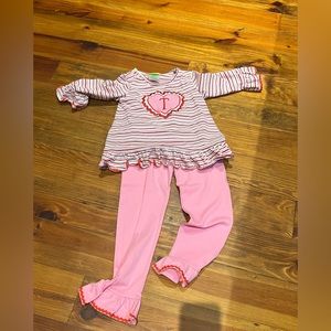 Knit Valentine “T” monogrammed pant set for girls